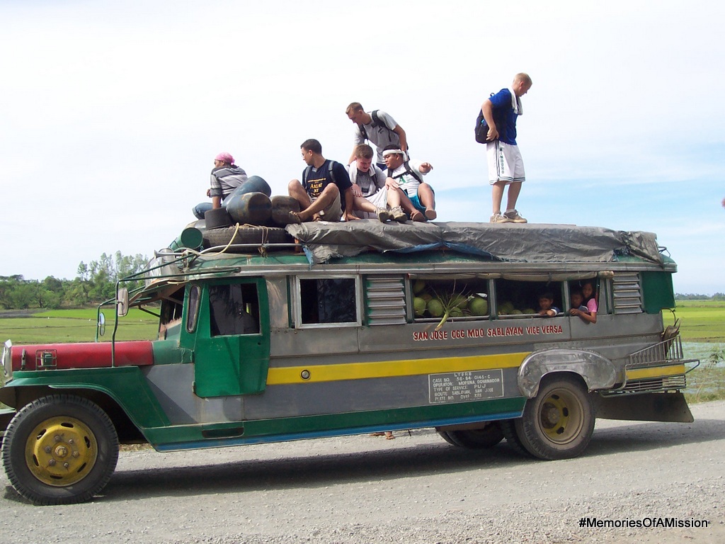 Fa'oa, Boucher, McCauley, Pradilla and Dick on the top of the jeepney
